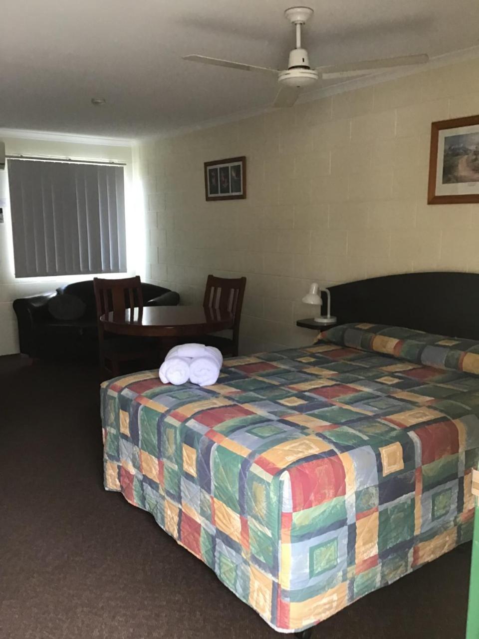 海港小屋汽车旅馆 格拉德斯通 外观 照片